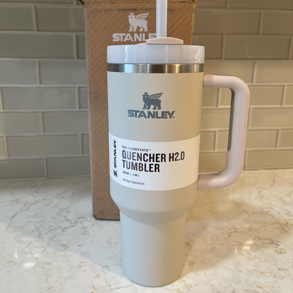 Stanley The Quencher 40oz